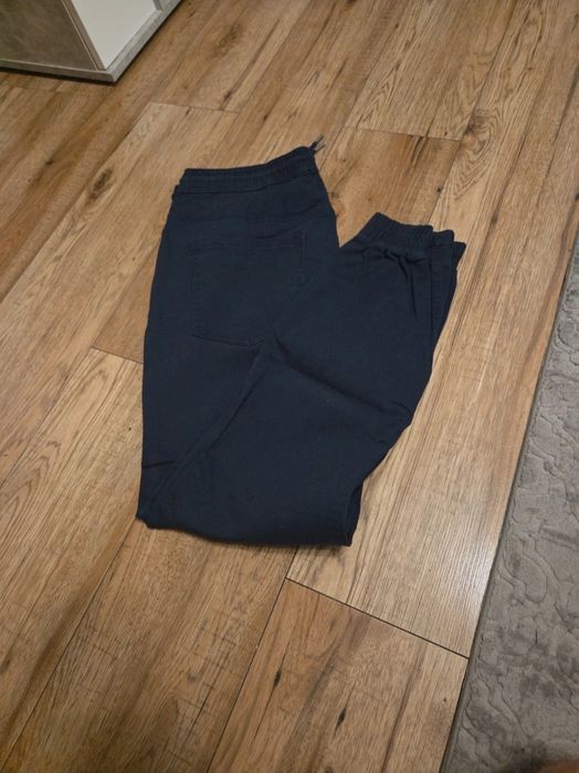 Joggery męskie rozmiar 36