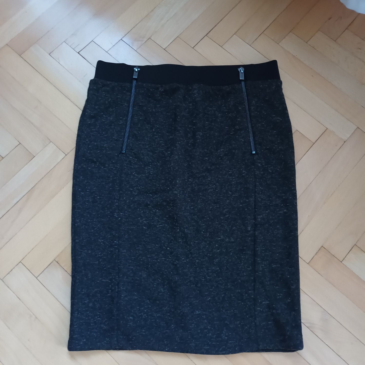 Spódniczka elegancka Reserved