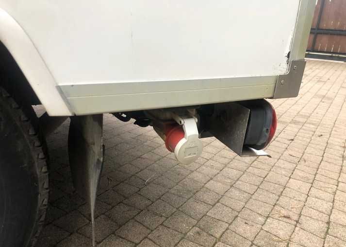 Wynajem terminowy Mroźni Chłodni Lodowni Kontener Opel Vivaro 125 L2H1