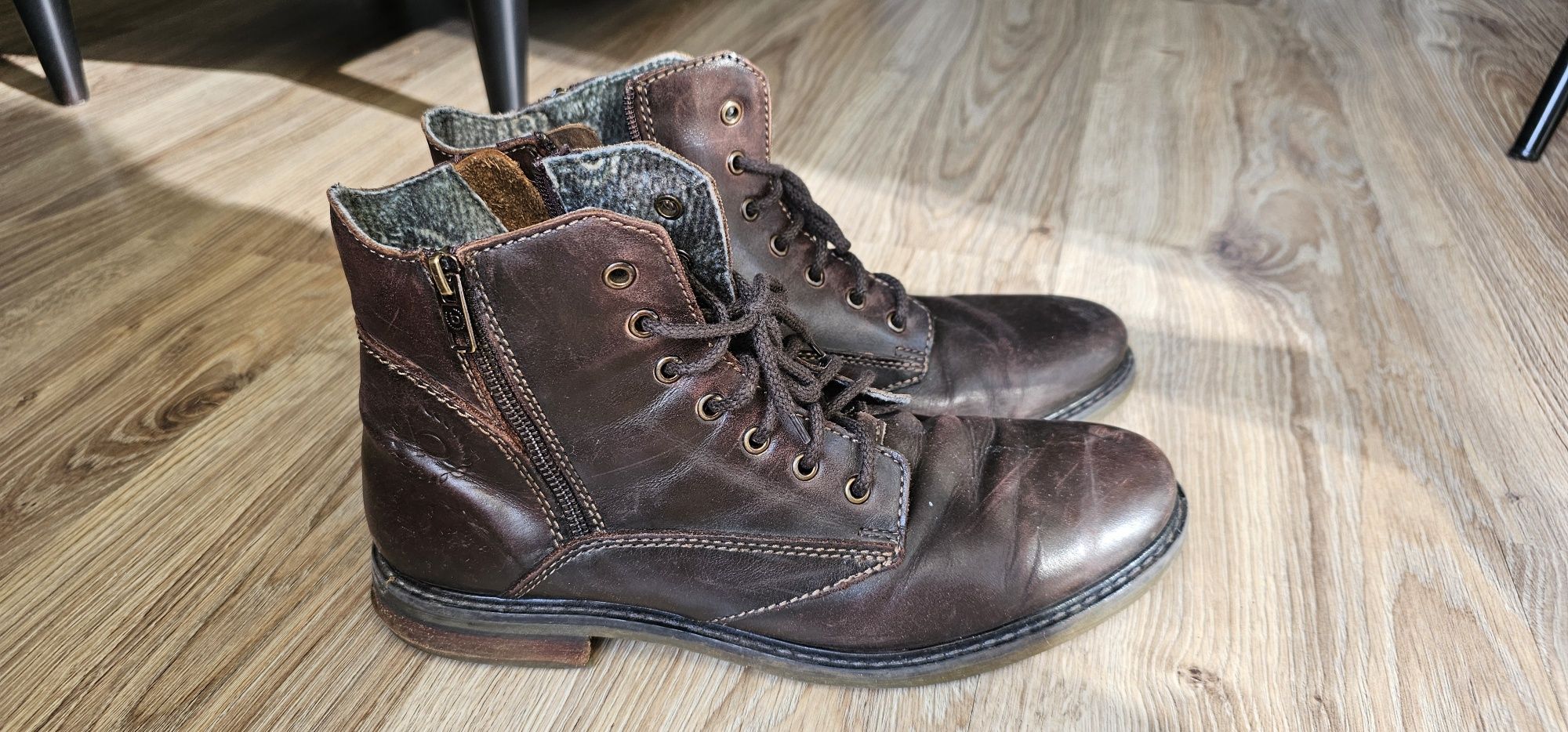 Bugatti skórzane buty męskie rozmiar 43 wkładka 29,5cm