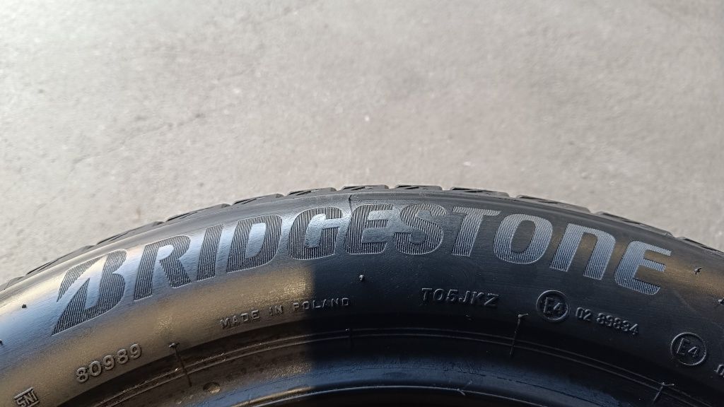 4x Bridgestone Turanza T005 94Y 225/50/17