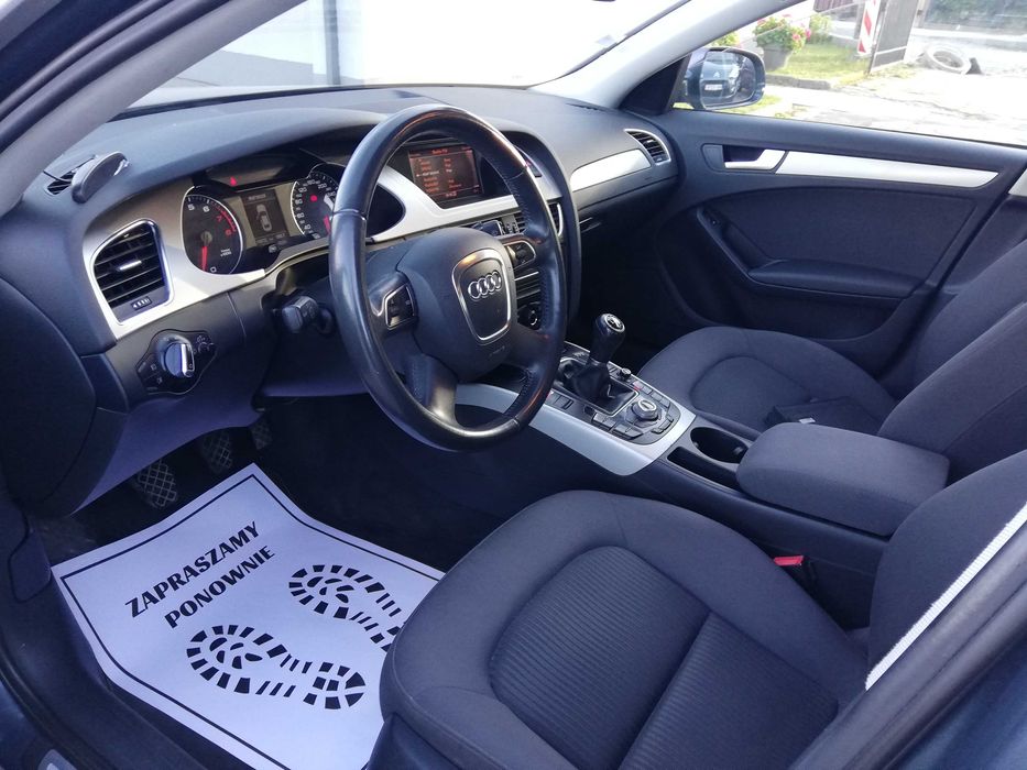 Audi A4 2.0 Benzyna 180KM klima import europa niski przebieg