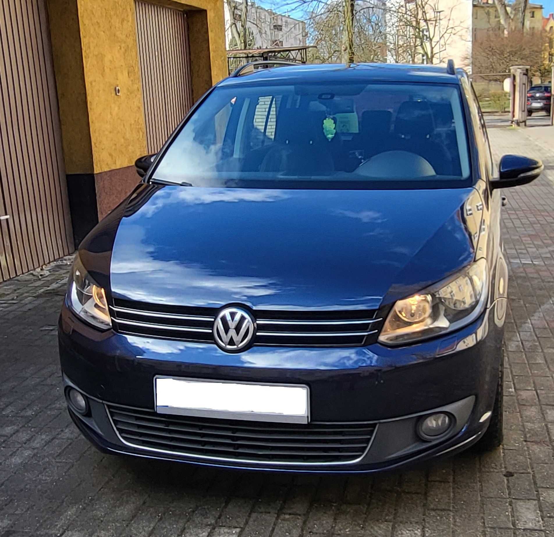 * Volkswagen  TOURAN *  2012 * Automat *