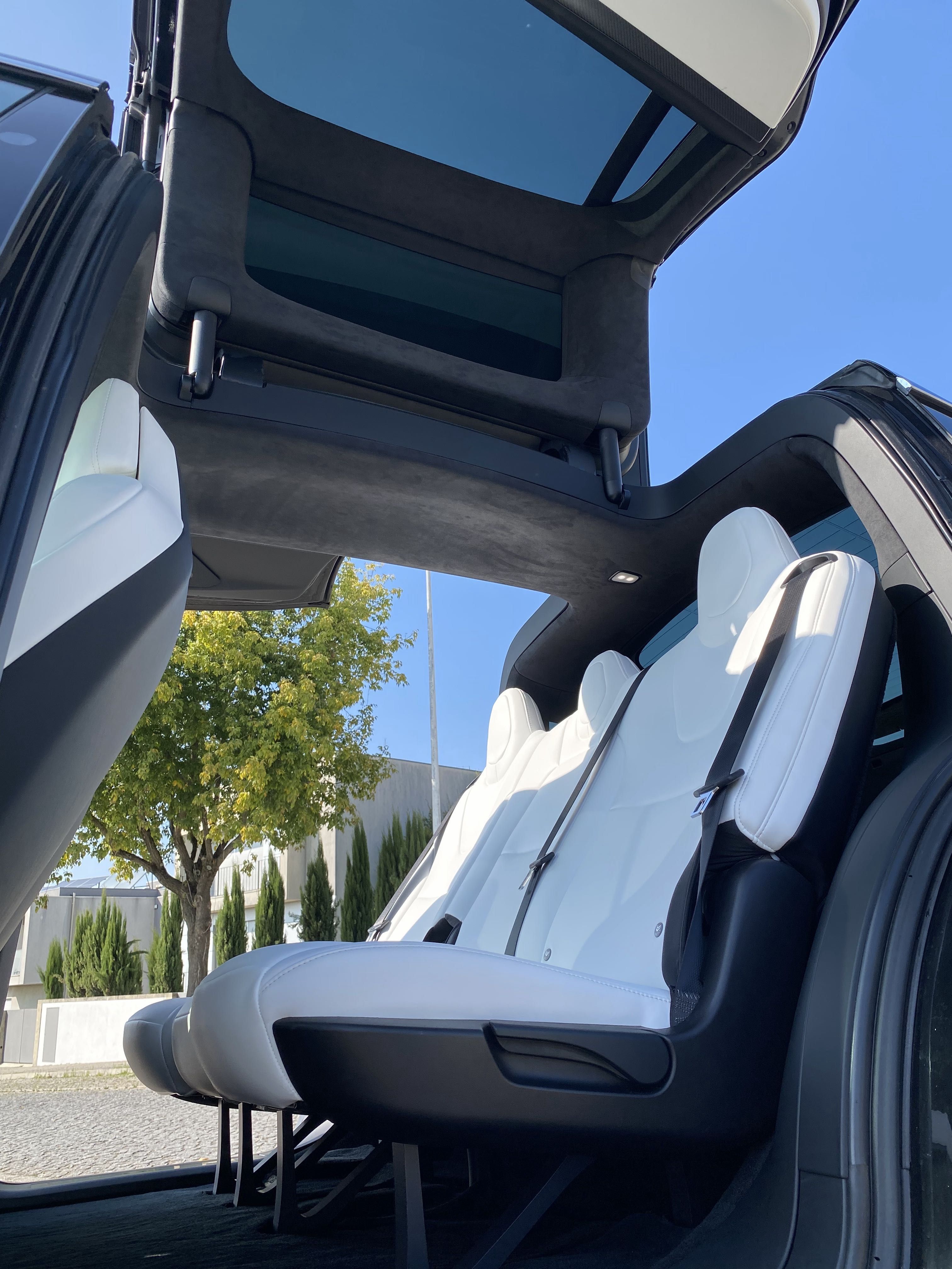 Tesla Model X 2018