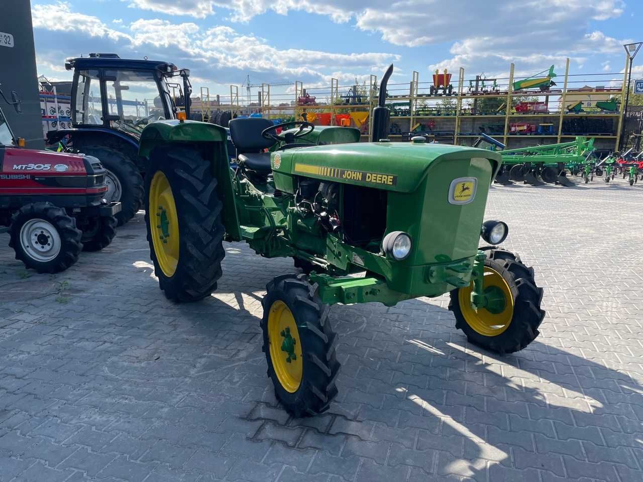 John Deere 1020 трактор    ДТЗ