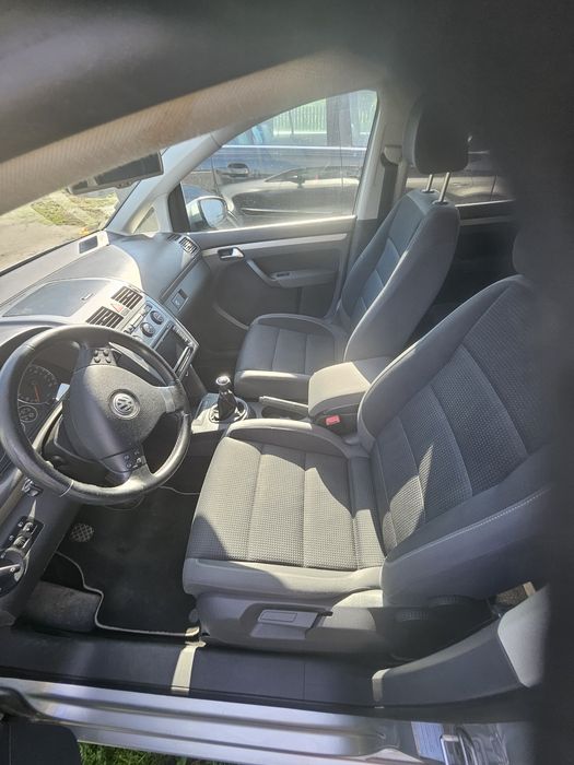 VW 7-os. HAK, 2010 Volkswagen Touran 1.4 TSI FreeStyle vw minivan