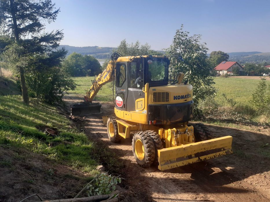 usługi koparką, spycharką, ładowarką, walcem drogowym