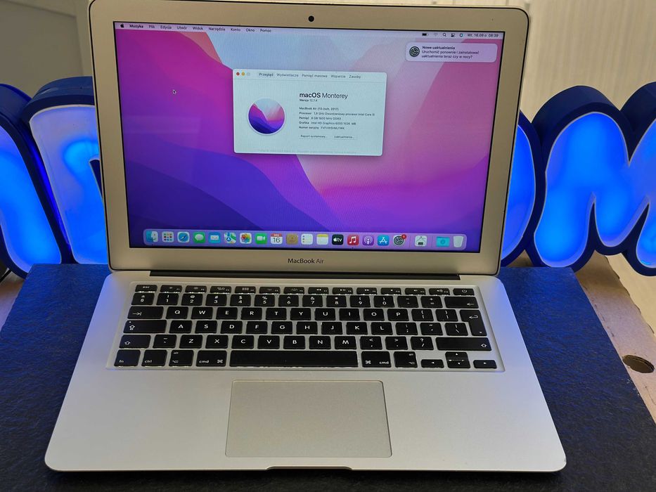 Laptop MacBook Air 13,3 " Intel Core i5 8GB / 128GB srebrny / RATY