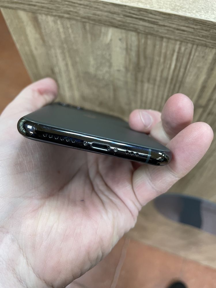 iPhone 11 Pro 256gb Midnight Green Neverlock Відмінний стан
