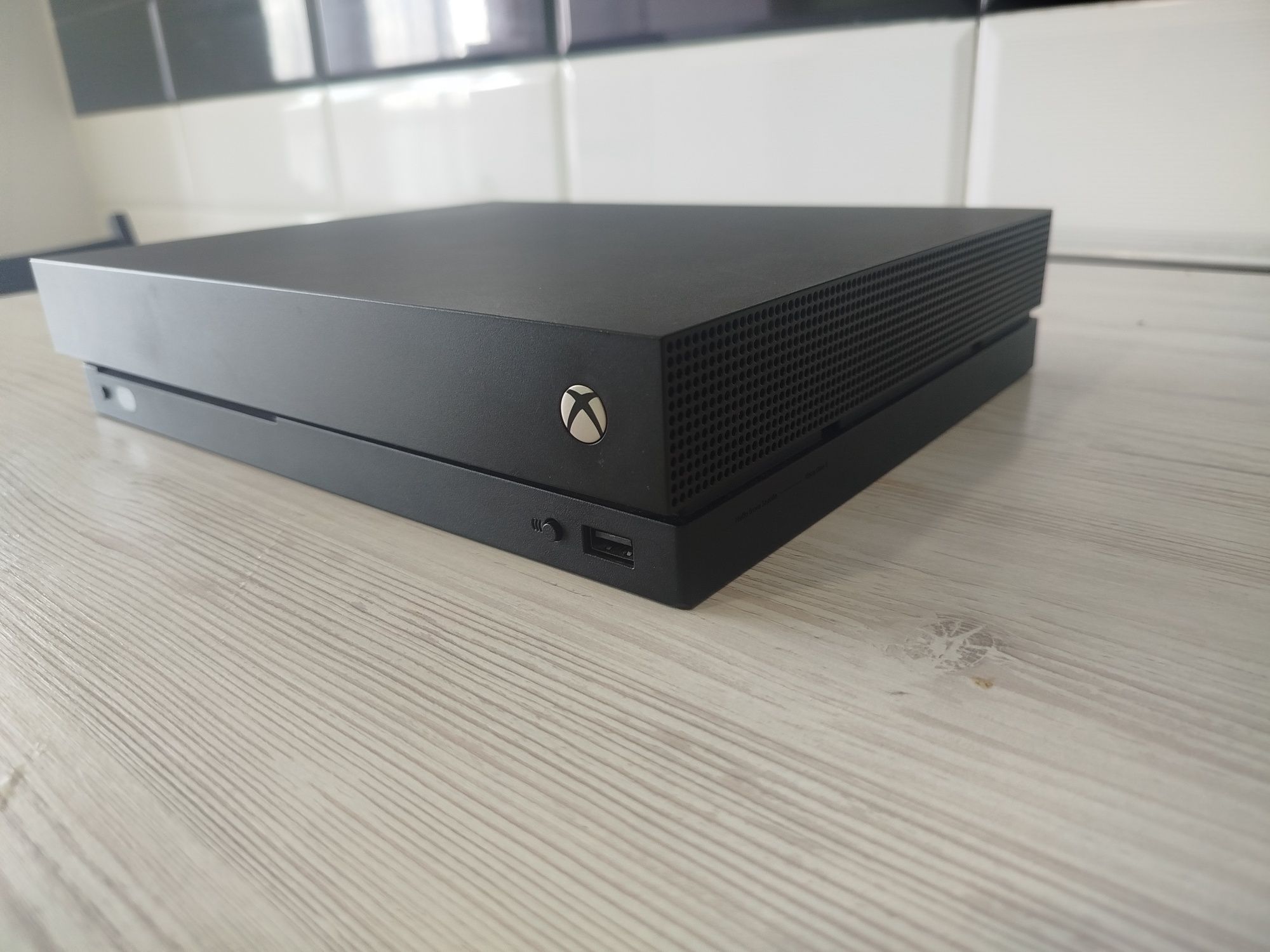 Xbox one x 1 терабайт