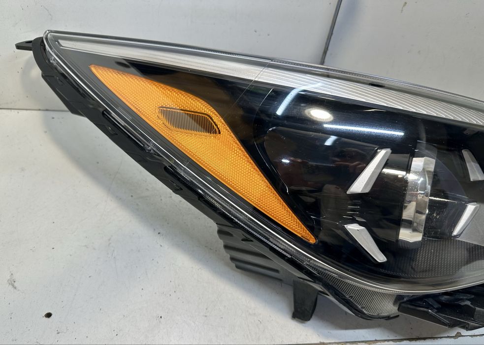 Фара правая Kia Niro USA 2019, 2020, 2021 год, фара kia Niro lift