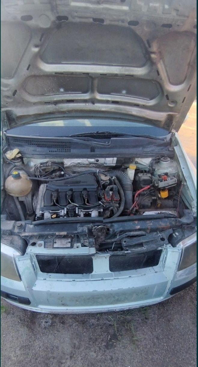 Ляда Двери  fiat stilo 5D 2002рік 1.6 бензин
