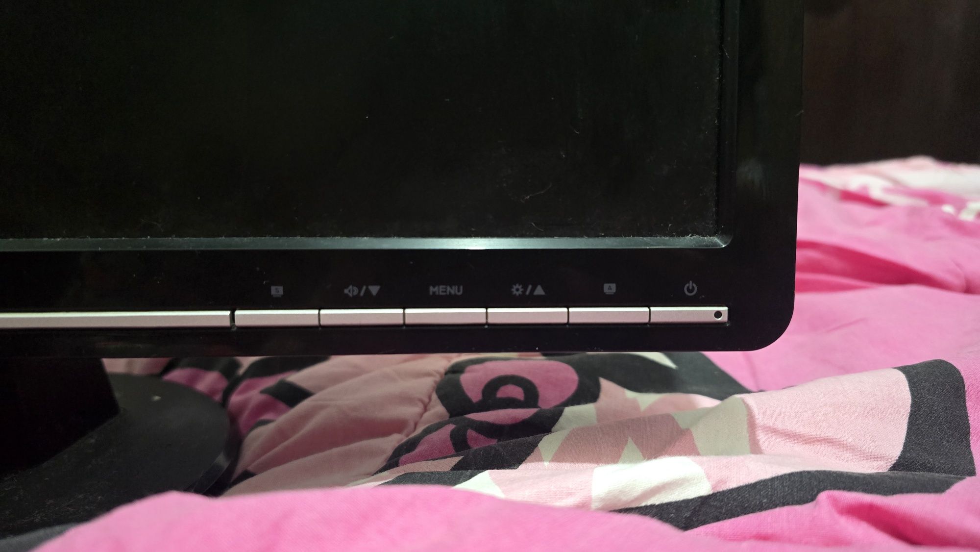 Monitor com webcam