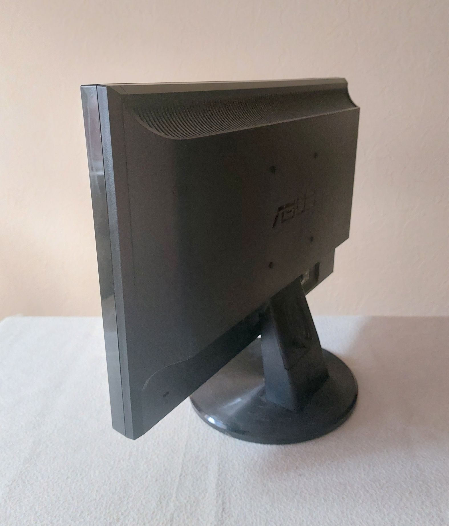 Монитор Asus 19" VW193DR