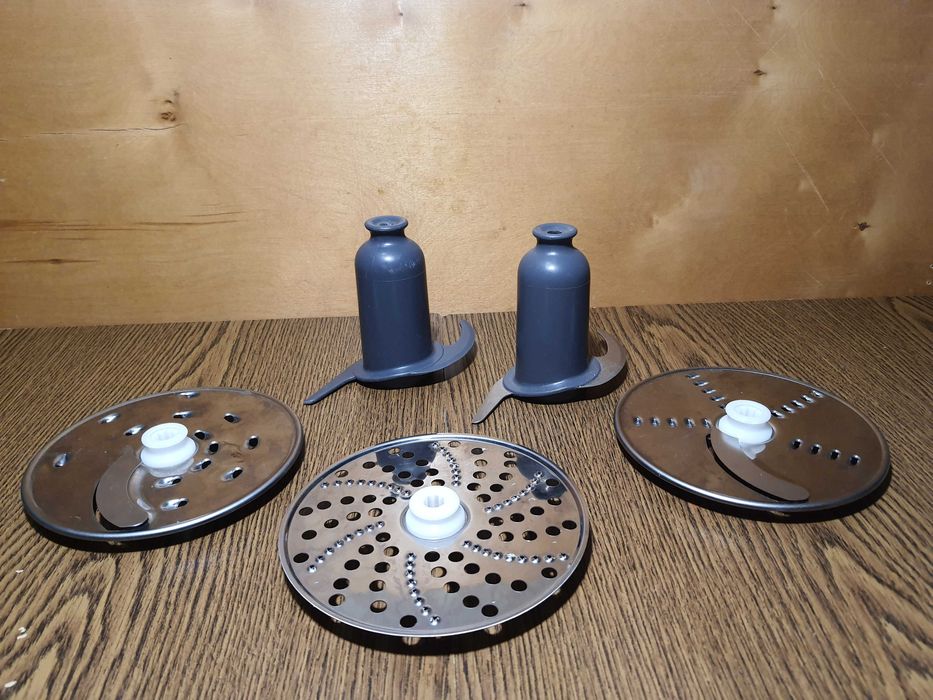 Кухонный комбайн  KENWOOD  FP - 270  ( запчасти ).