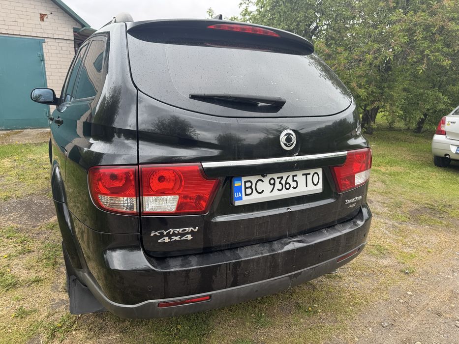 Продам Сангйонг Кайрон 2,0 дизель 10 рік