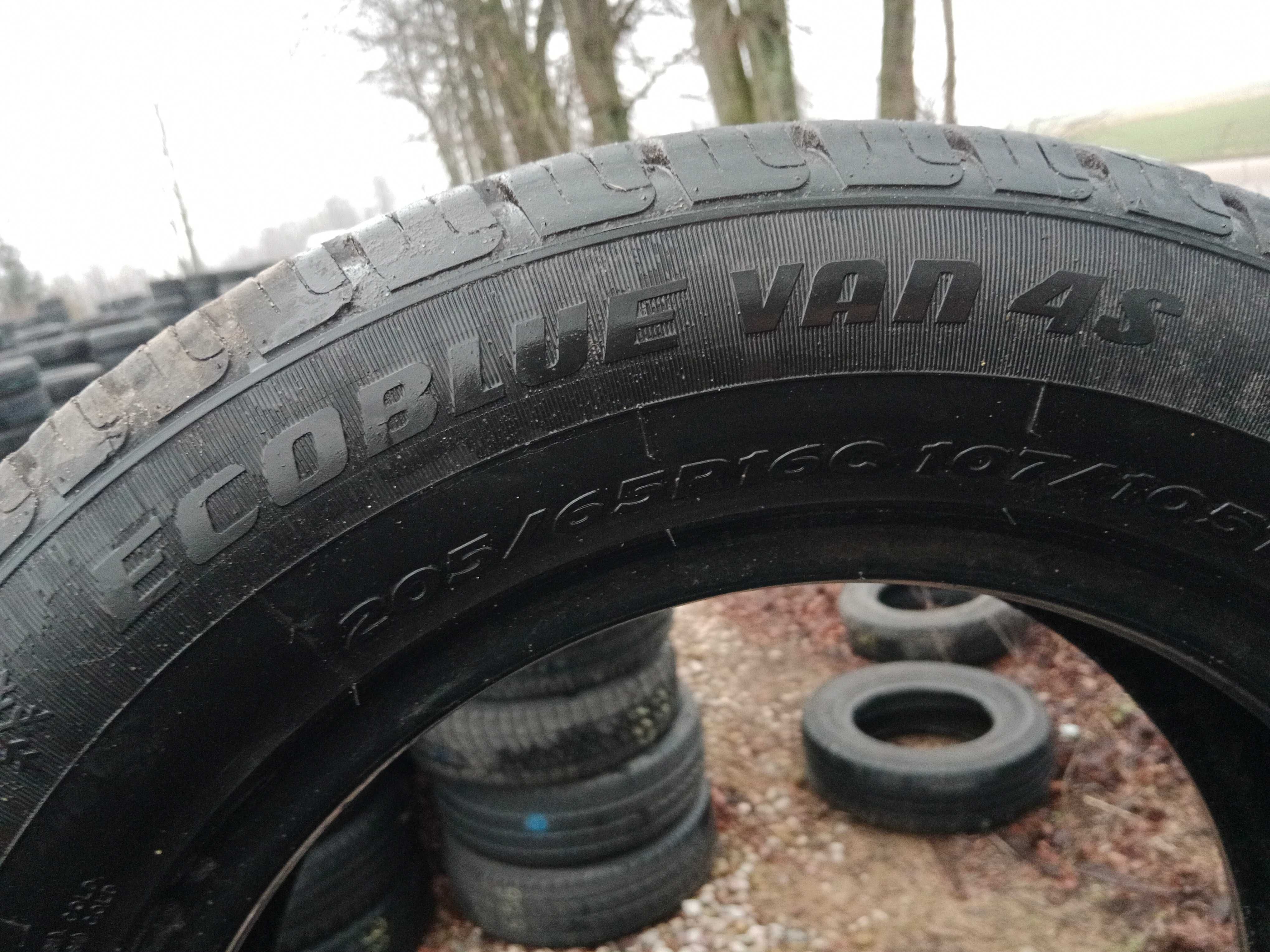 Opona używana 205/65R16C Superia Ecoblue Van 4S 1szt.