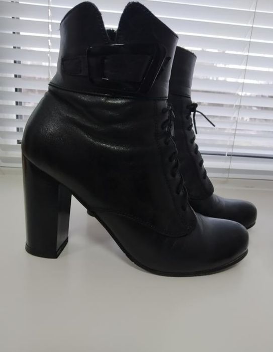 Ботильони шкіряні