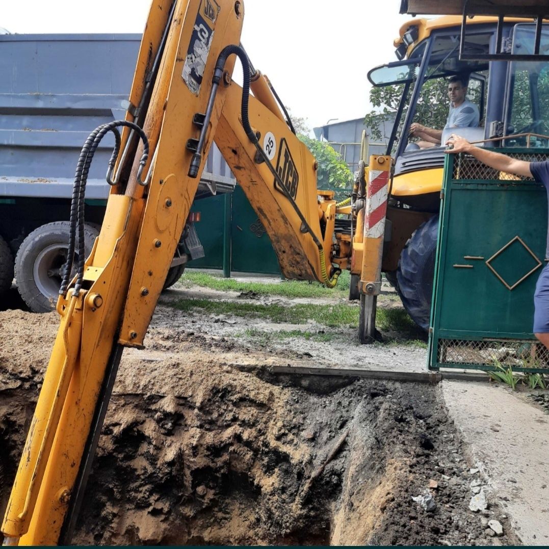 Засор Труб Чистка Труб любой сложности.Копка СЛИВНИХ ЯМ Чистка Сантехн