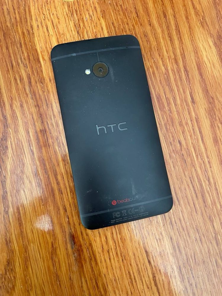 Продам Htc One M7 32gb