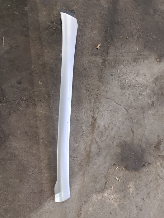 Listwa słupka opel Zafira c prawa