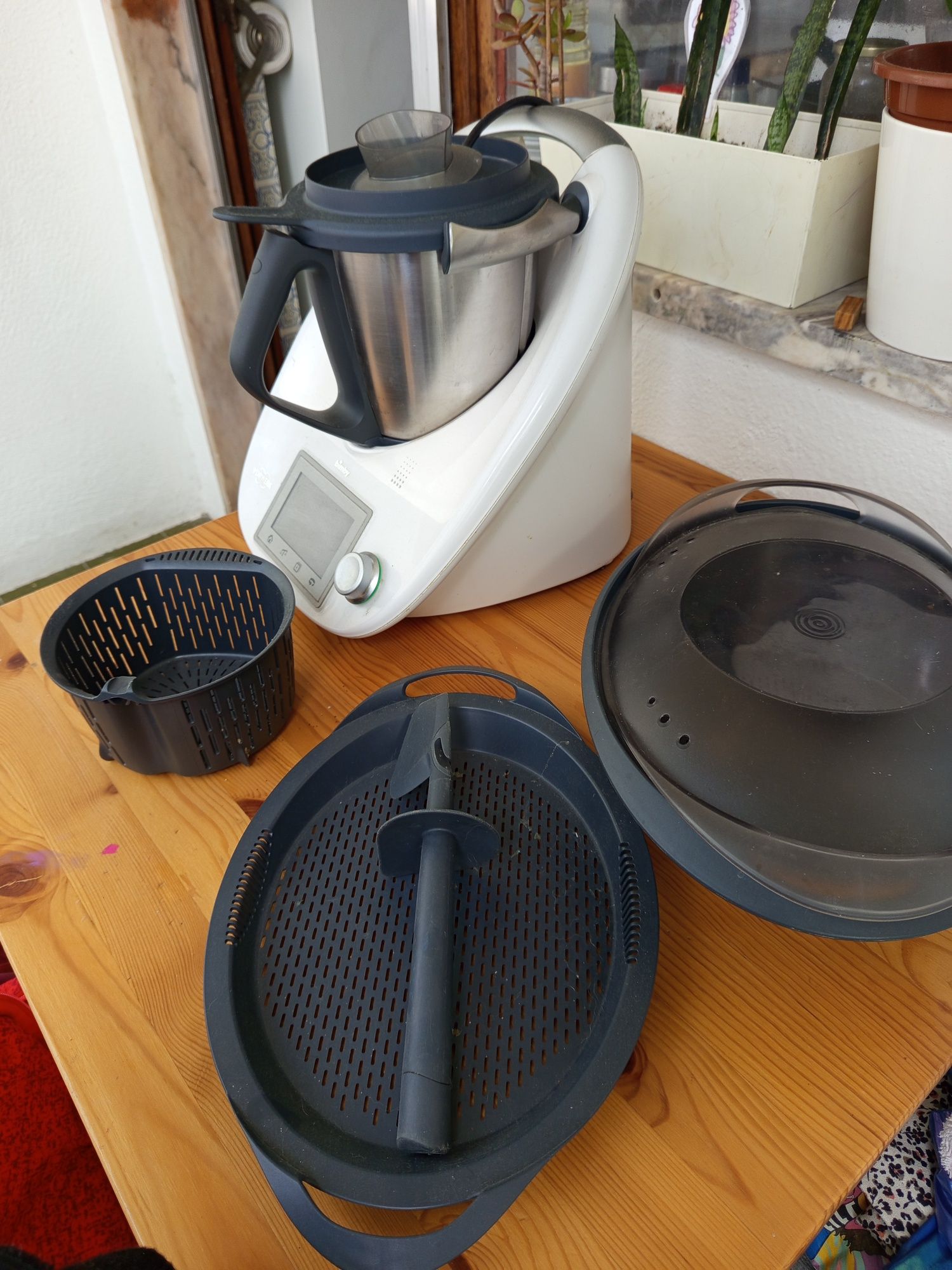 Bimby Tm5 380€ negociável