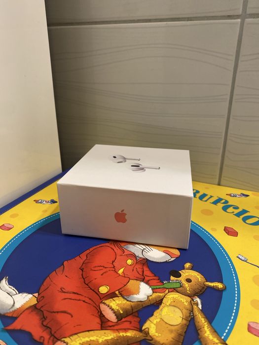 Airpods pro 2 nowe oryginalne gwarancja aktualna