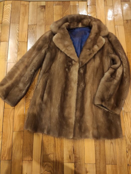 Шуба норкова натуральна. Знижка!