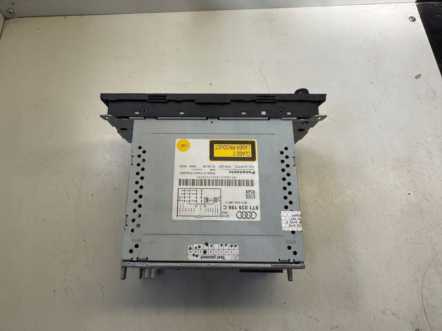 AUDI A4 B8 RADIO CD CONCERT 8T1035186C