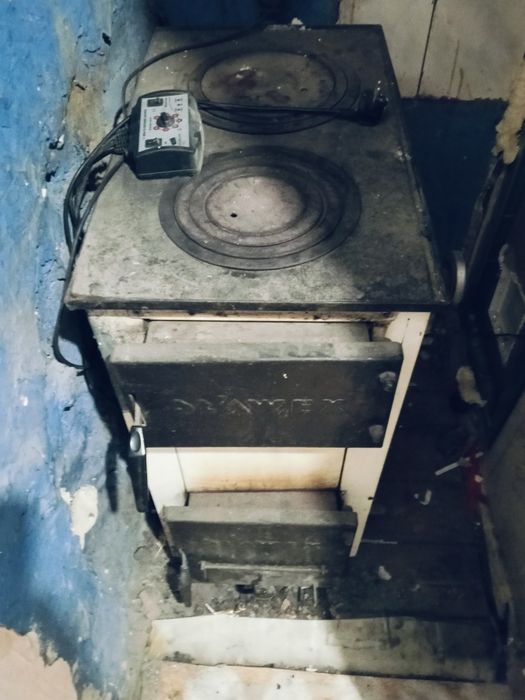 Używany piec na węgiel i drewno opałowe  5kw