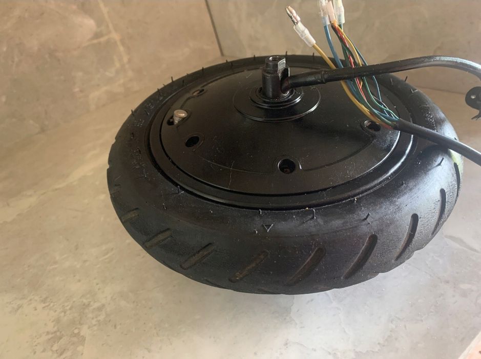 Dętka Opona wymiana hulajnogi elektrycznej DĘBICA
