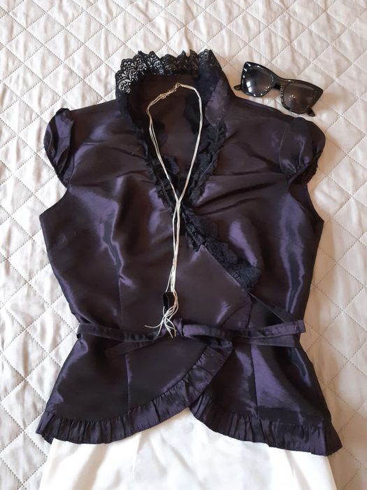 Ciemnofioletowa, elegancka bluzka, koronka, wiązana, M