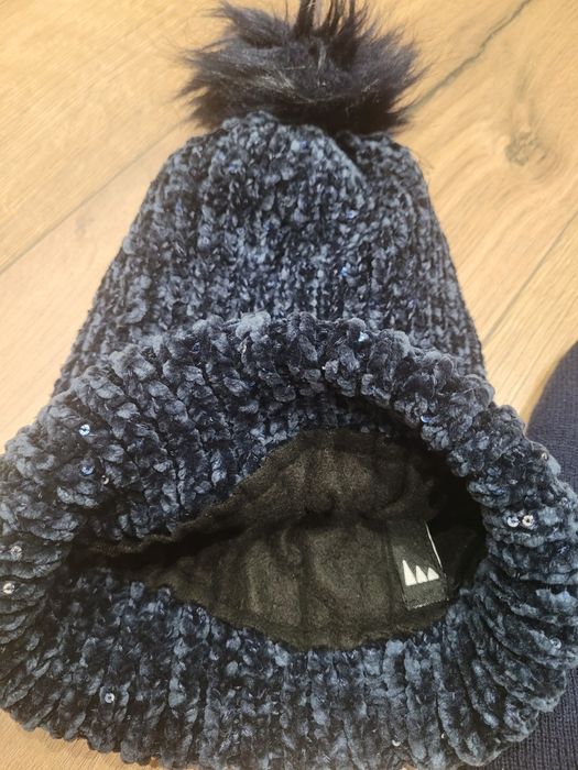 Czapka damska. Granatowa. 2 sztuki. Wolak Bros