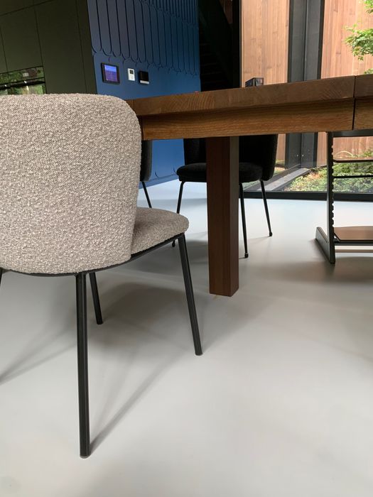 Stół dębowy , lite drewno rozkładany od 120 cm do 320 cm szerokość 120