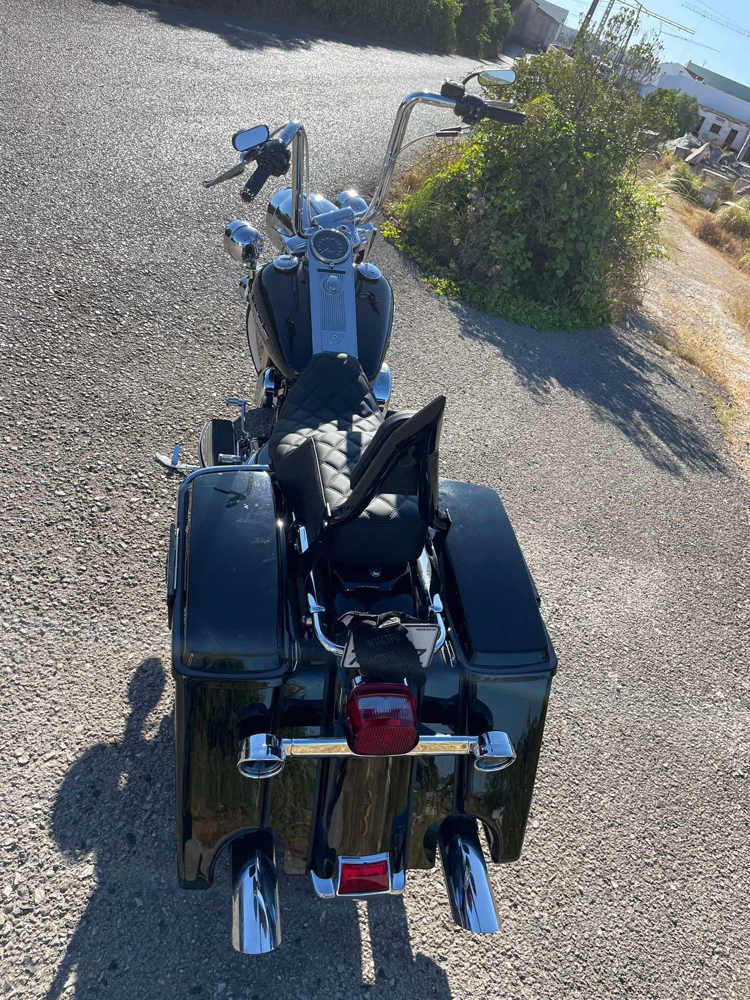 Harley Davidson Road King Chicano Style