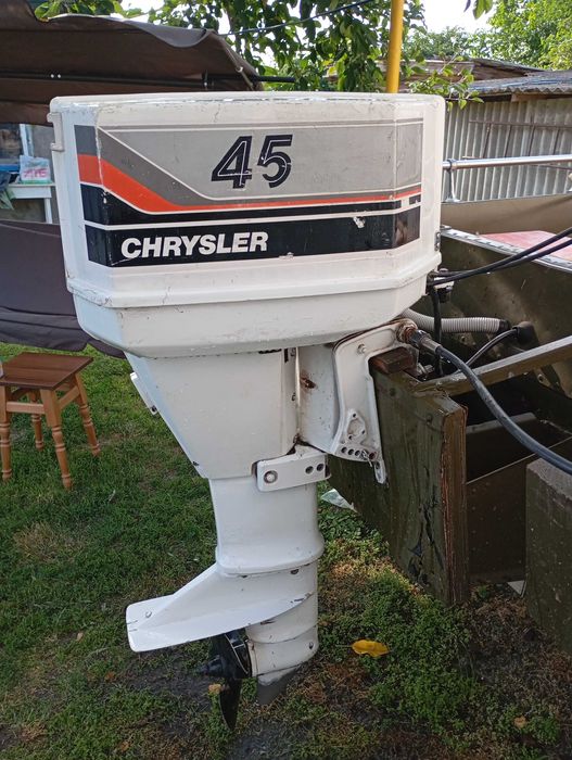 Лодочний мотор Chrysler 45