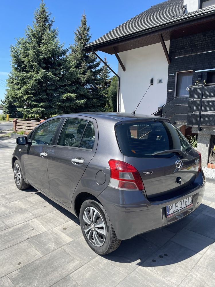 Toyota Yaris II 1.4 D-4D LUNA 2011