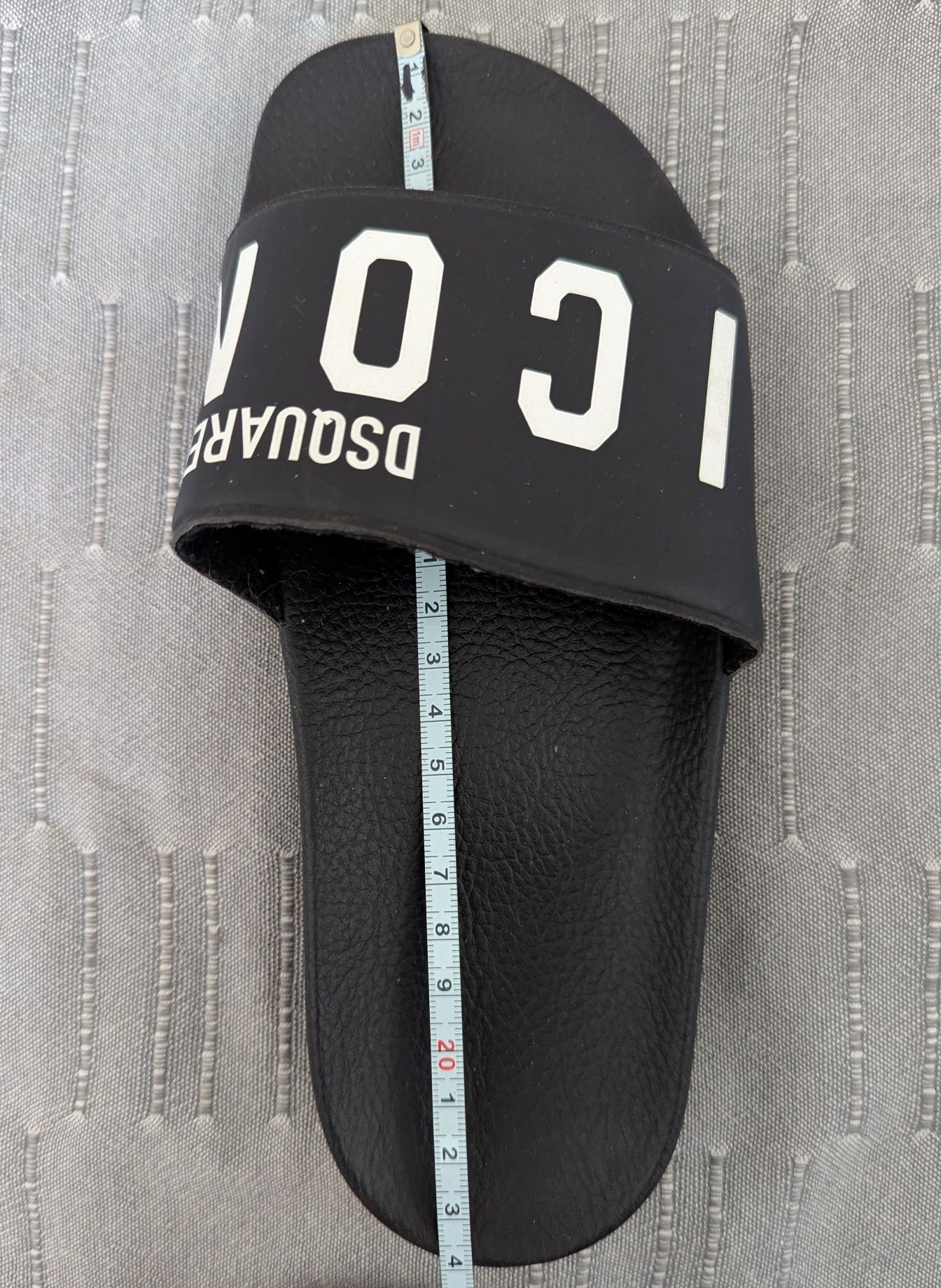 Детские шолепанцы с надписью ICON DSQUARED2. 37р