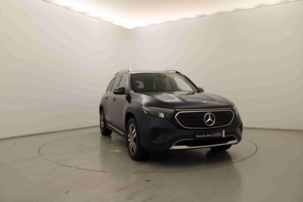 Mercedes-Benz EQB 250 Electric Art