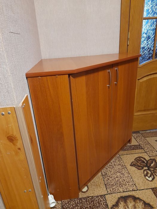 Угловая тумба -- стол