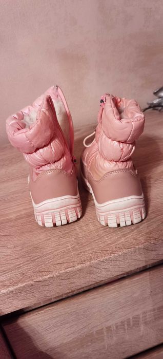 Ботинки зимние детские 26й размер