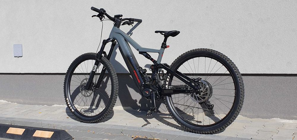 Rower elektryczny FOCUS JAM2 6.7 full 29 BOSCH 800 CX5 2025 cube e-mtb