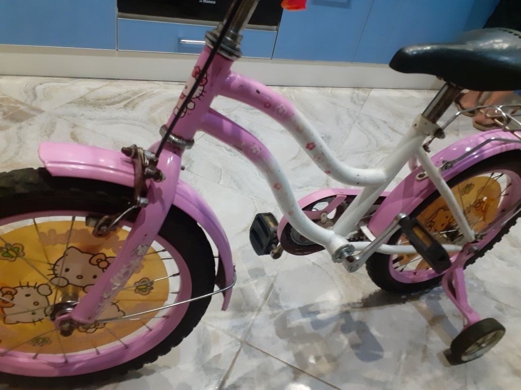 Для девочки велосипед розовый16-18-20д