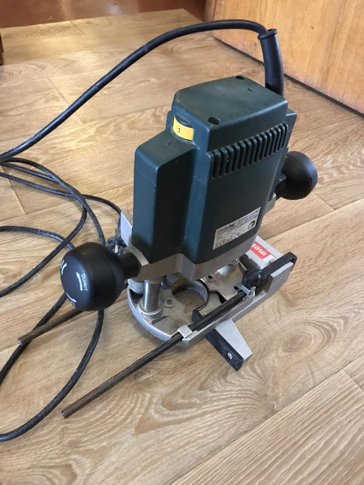 Фрезер Metabo Of E 1229 Signal
