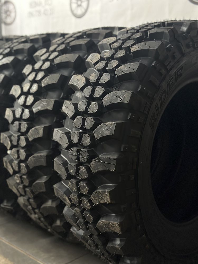 Шини 245/70 R16 нова (всесезонні)