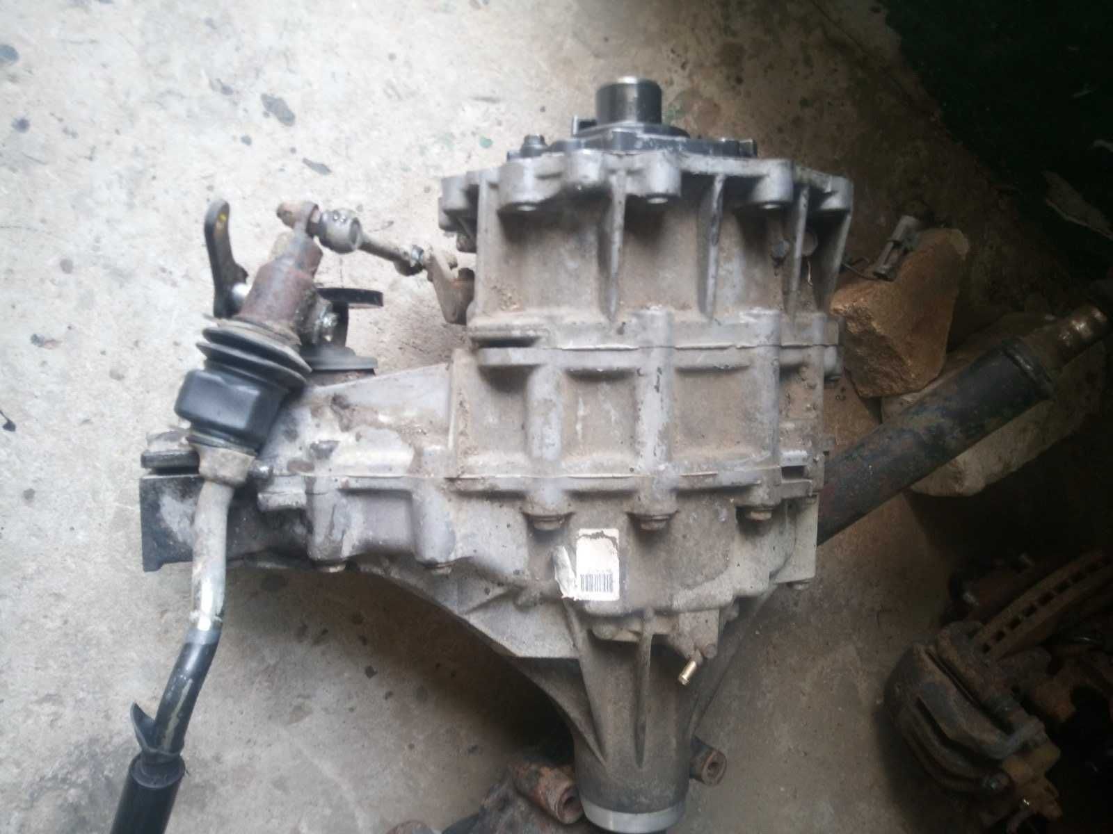 Раздаточная коробка Nissan Navara 1998-2004 2.5тд VK400