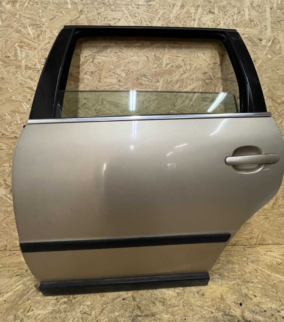 VW passat b5 kombi drzwi tył 2000-05r lift Kolor la1w złoty