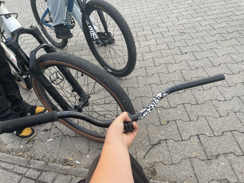 Kierownica ns bikes proof z mostkiem ns bikes przystosowana do dirta