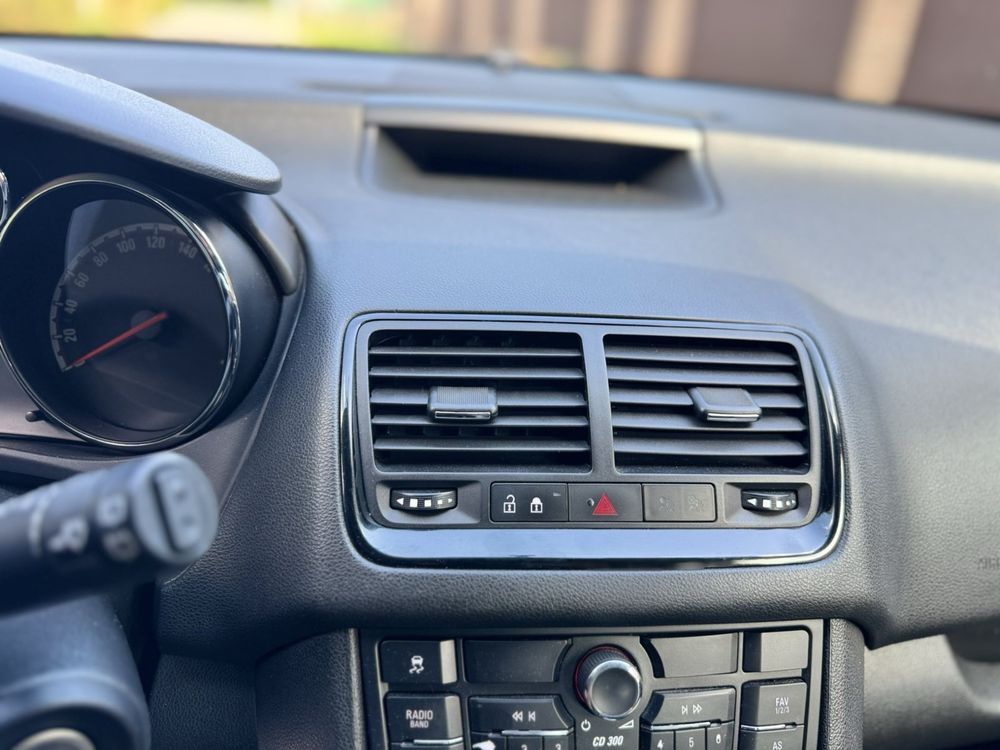 Opel Meriva 1.7 Дизель
