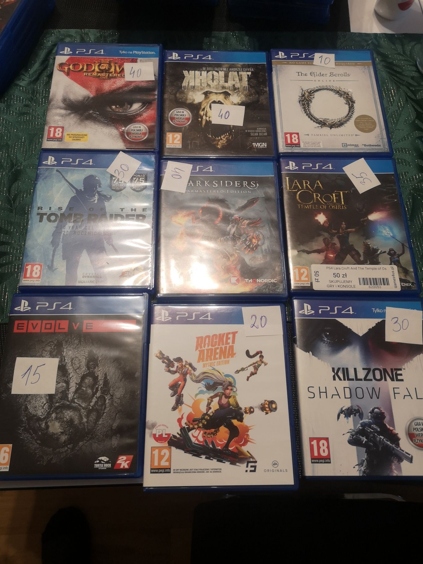 Gry na ps4-sprzedam